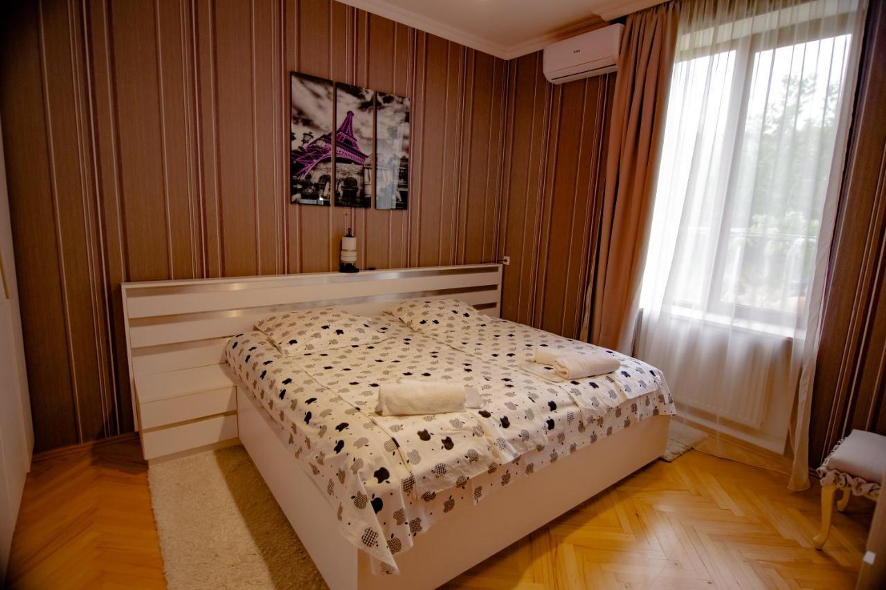Qilimcha'S Guesthouse-Art Museum Telavi Exterior photo